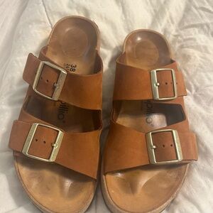 Birkenstock saddlebrown suede platform Arizonas